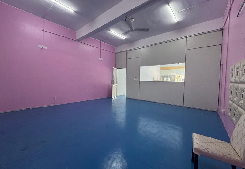 NEAR MYDIN GROUND FLOOR TAMAN BATIK Shoplot for Rent