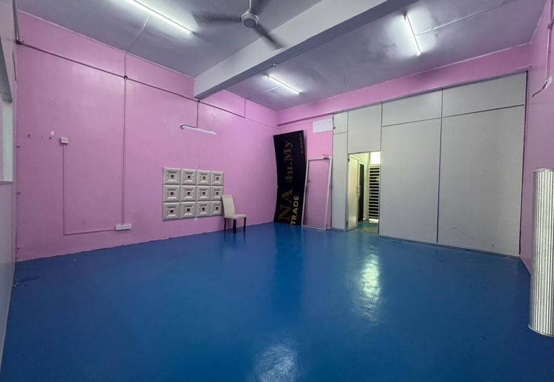 NEAR MYDIN GROUND FLOOR TAMAN BATIK Shoplot for Rent