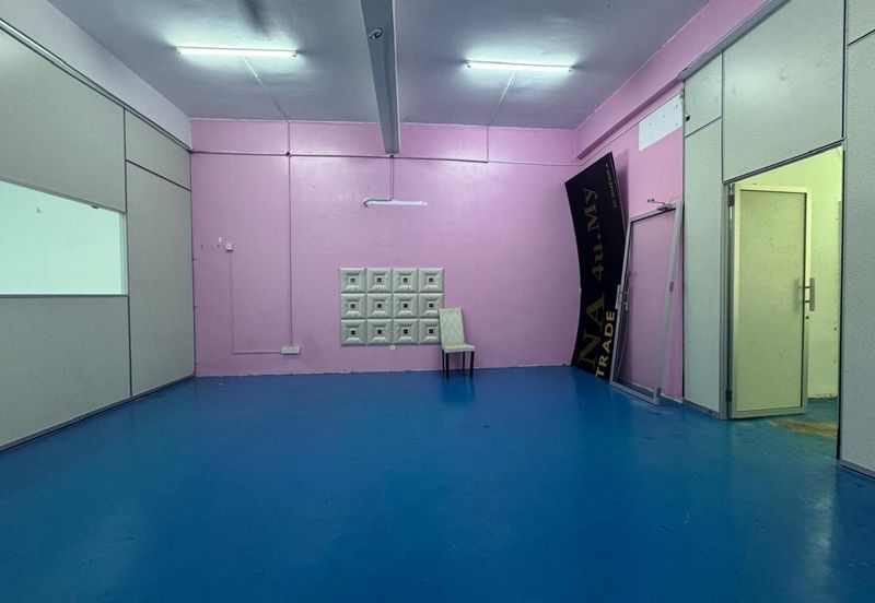 NEAR MYDIN GROUND FLOOR TAMAN BATIK Shoplot for Rent