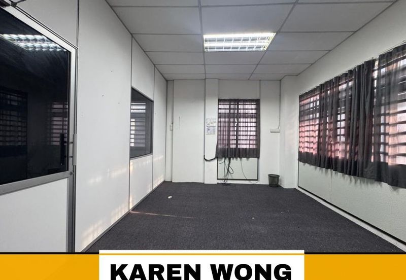 Bandar Laguna Merbok