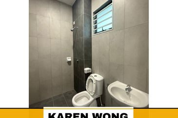 ENDLOT EMILIA BUKIT BANYAN FULLY GATED & GUARDED 2 Storey Terrace House for Rent