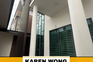 ENDLOT EMILIA BUKIT BANYAN FULLY GATED & GUARDED 2 Storey Terrace House for Rent