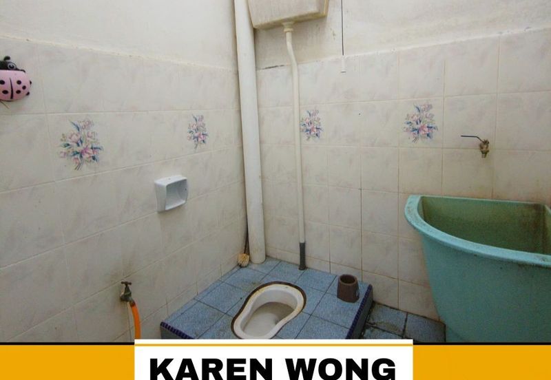 CORNER LOT BELOW MARKET VALUE TAMAN MELATI 2 Storey SEMI DETACHED for Sale