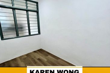 CORNER LOT REFURBLISHED TAMAN SRI GEDUNG 1 Storey Terrace House for Sale