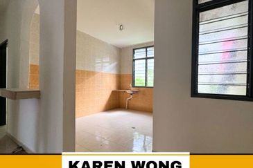 REFURBLISHED & FULL LOAN SP HEIGHTS 1 Storey SEMI DETACHED for Sale