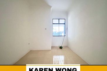 REFURBLISHED & FULL LOAN SP HEIGHTS 1 Storey SEMI DETACHED for Sale