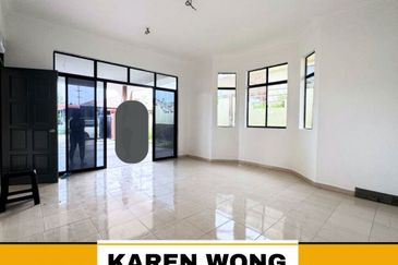 REFURBLISHED & FULL LOAN SP HEIGHTS 1 Storey SEMI DETACHED for Sale