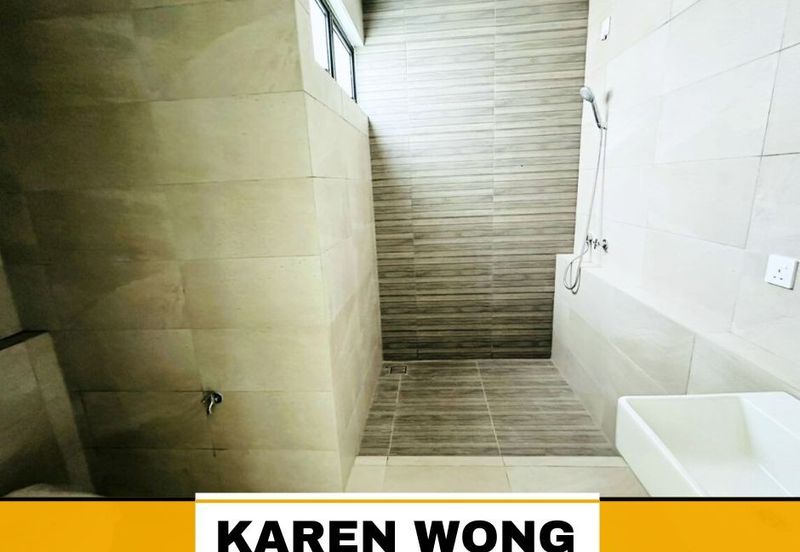 ENDLOT FACING PLAYGROUND SENNI BUKIT BANYAN 2 Storey Terrace for Sale