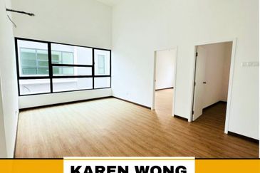 ENDLOT FACING PLAYGROUND SENNI BUKIT BANYAN 2 Storey Terrace for Sale