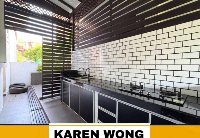 ENDLOT RENOVATED DARULAMAN PERDANA 2 Storey SEMI DETACHED for Sale