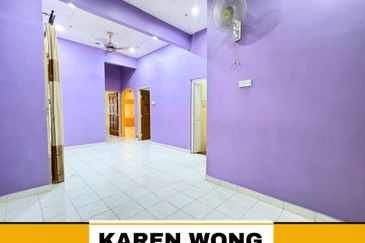 FULLY EXTENDED TAMAN BERLIAN INDAH 1 Storey SEMI DETACHED for Sale