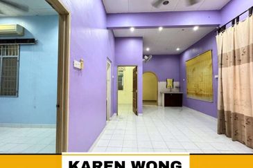 FULLY EXTENDED TAMAN BERLIAN INDAH 1 Storey SEMI DETACHED for Sale