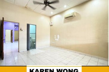 FULLY EXTENDED TAMAN BERLIAN INDAH 1 Storey SEMI DETACHED for Sale