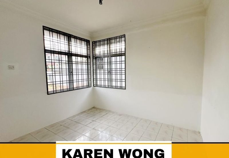 CORNER LOT BIG LAND TAMAN BATIK BELOW MARKET VALUE Double Storey SEMI DETACHED for Sale