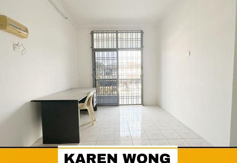 CORNER LOT BIG LAND TAMAN BATIK BELOW MARKET VALUE Double Storey SEMI DETACHED for Sale