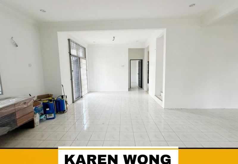 CORNER LOT BIG LAND TAMAN BATIK BELOW MARKET VALUE Double Storey SEMI DETACHED for Sale