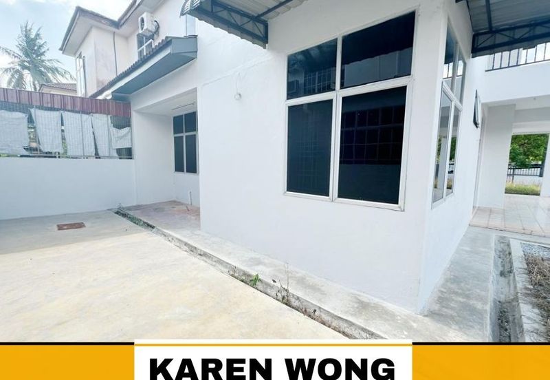 CORNER LOT BIG LAND TAMAN BATIK BELOW MARKET VALUE Double Storey SEMI DETACHED for Sale