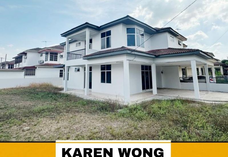 CORNER LOT BIG LAND TAMAN BATIK BELOW MARKET VALUE Double Storey SEMI DETACHED for Sale