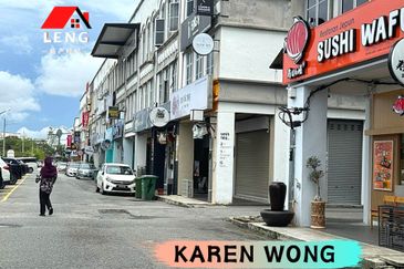 FACING ROAD 1ST FLOOR SHOPLOT RIVERFRONT CITY PEKAN BARU for Rent