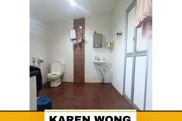 NEAR SIN KWANG PRIMARY SCHOOL TAMAN PERPADUAN 2 Storey Terrace House for Sale