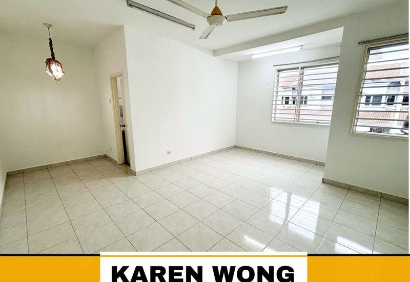 Bandar Laguna Merbok