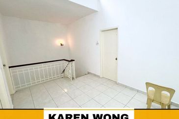 Bandar Laguna Merbok