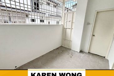 Bandar Laguna Merbok