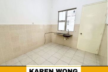 Bandar Laguna Merbok