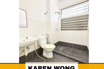 Bandar Laguna Merbok