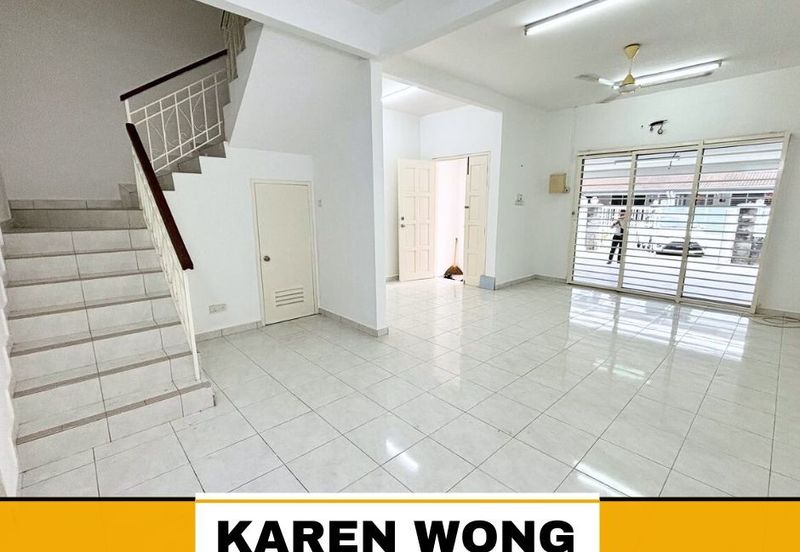 Bandar Laguna Merbok