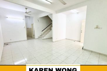 Bandar Laguna Merbok