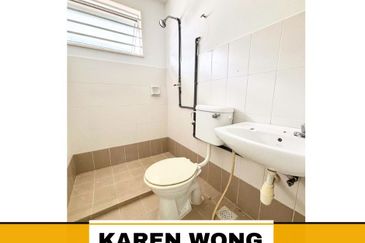 Bandar Laguna Merbok