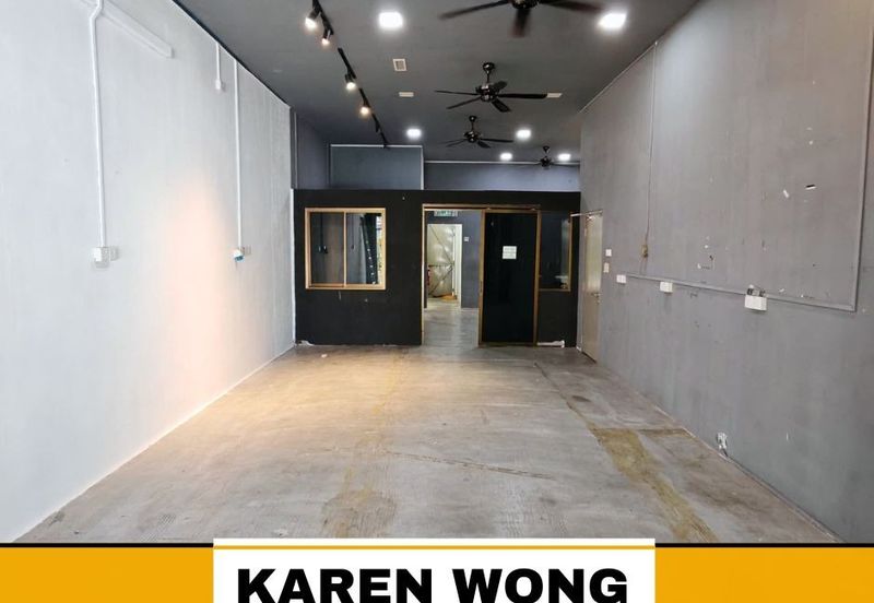 Bandar Laguna Merbok