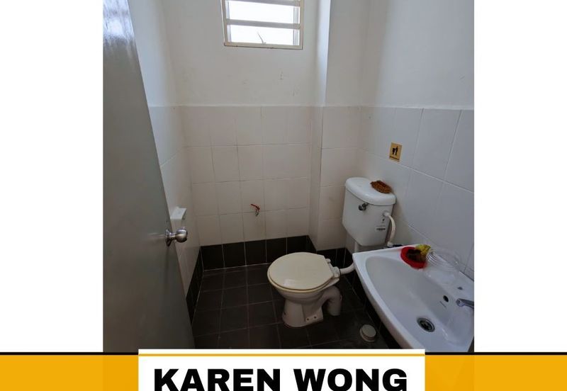 Bandar Laguna Merbok