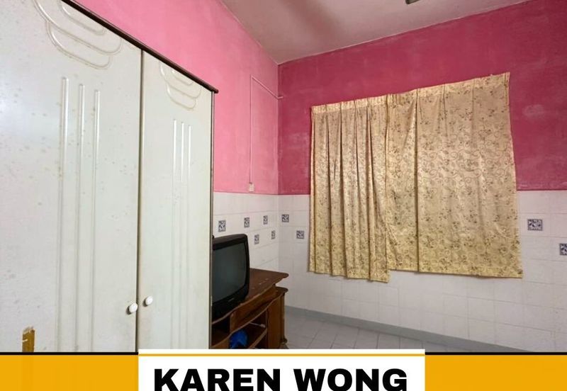 Bandar Laguna Merbok