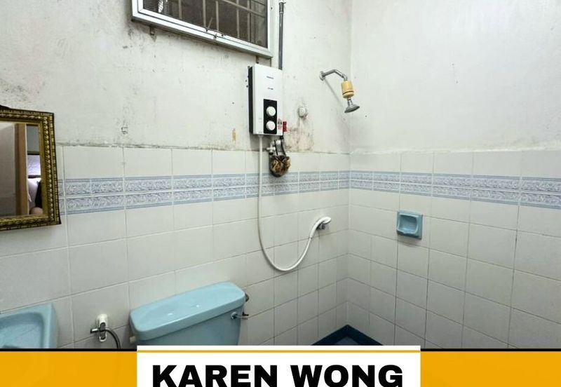 Bandar Laguna Merbok