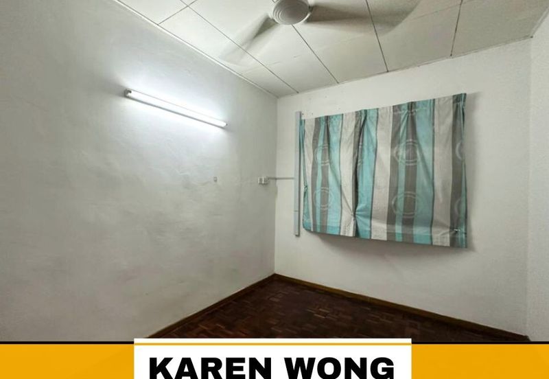 Bandar Laguna Merbok