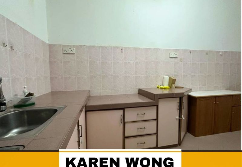 Bandar Laguna Merbok