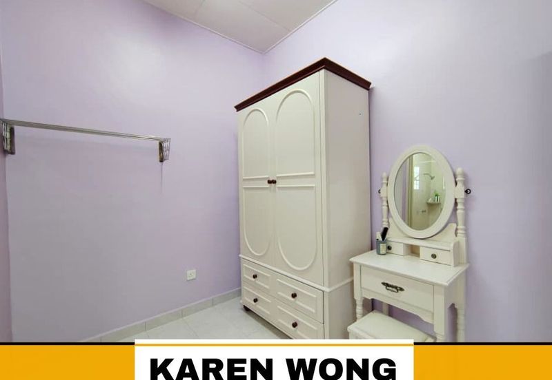 Bandar Laguna Merbok