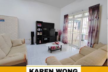 Bandar Laguna Merbok