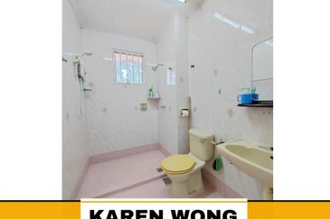 Bandar Laguna Merbok