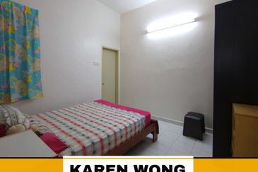 Bandar Laguna Merbok