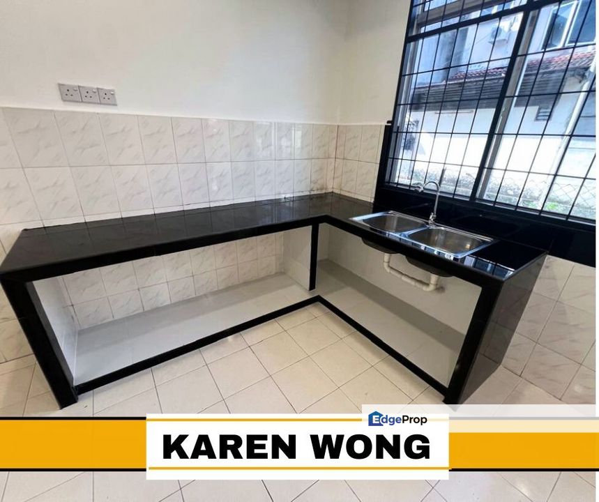 NEAR MYDIN TAMAN BATIK RENOVATED Double Storey Terrace House for Sale, Kedah, Sungai Petani