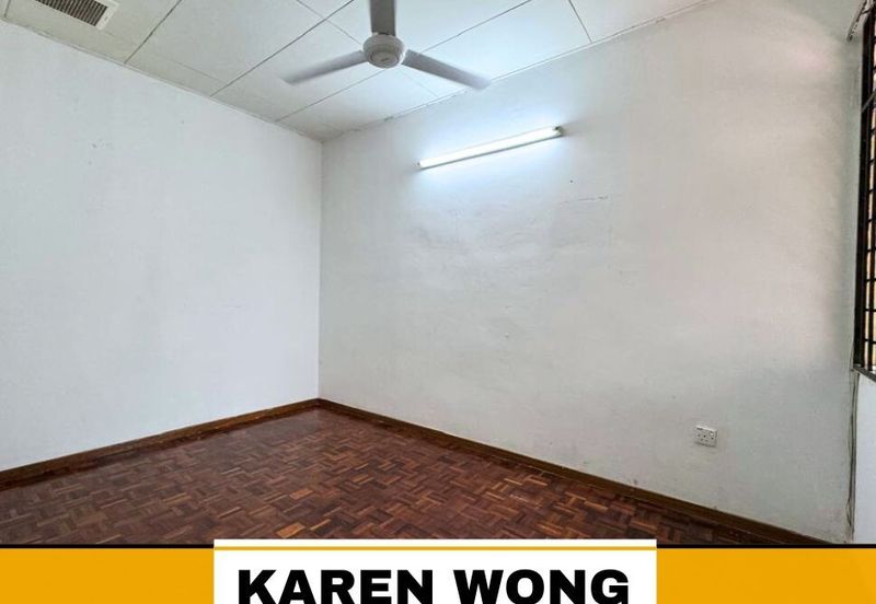 Bandar Laguna Merbok