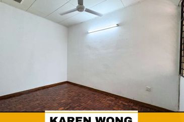 Bandar Laguna Merbok