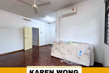 Bandar Laguna Merbok