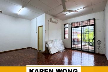 Bandar Laguna Merbok