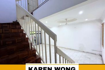 Bandar Laguna Merbok