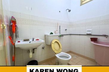 Bandar Laguna Merbok