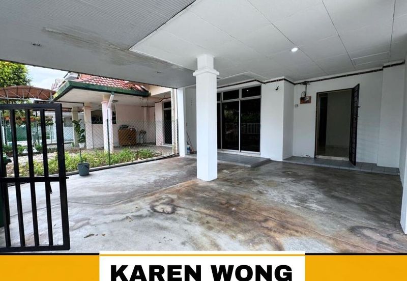 Bandar Laguna Merbok